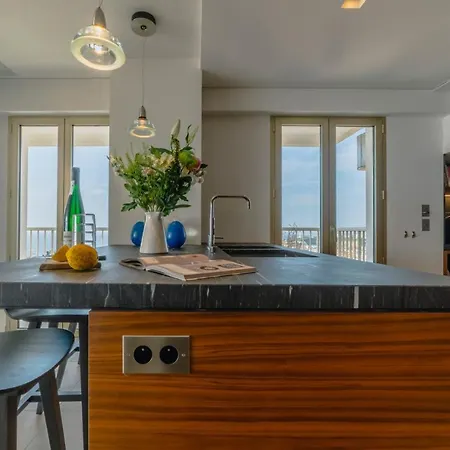 Incredible Sea View Appartment With Highest Quality Services - Rare On Biarritz *