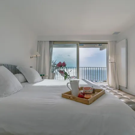 Incredible Sea View Appartment With Highest Quality Services - Rare On Biarritz *